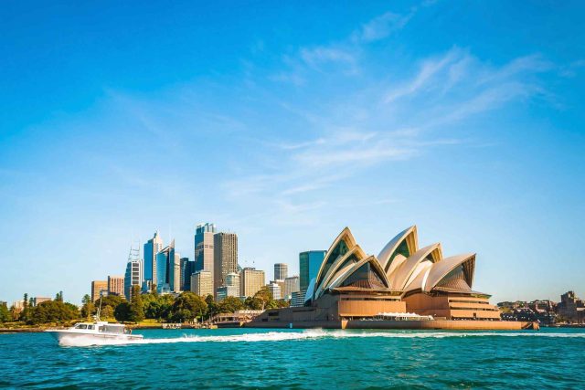 https://travel-aid.in/wp-content/uploads/2018/09/destination-sydney-08-640x427.jpg